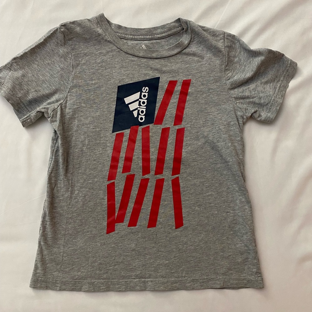 Adidas Kids American Flag T-Shirt Size 6